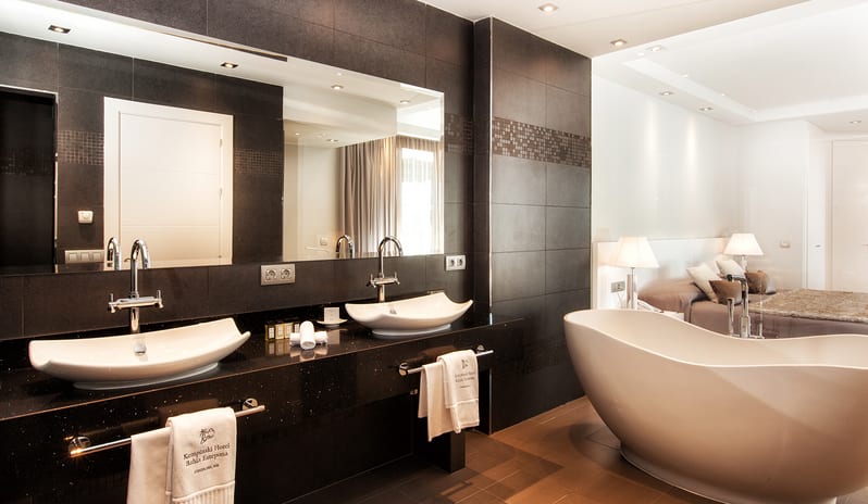 Suite Bahía Bathroom